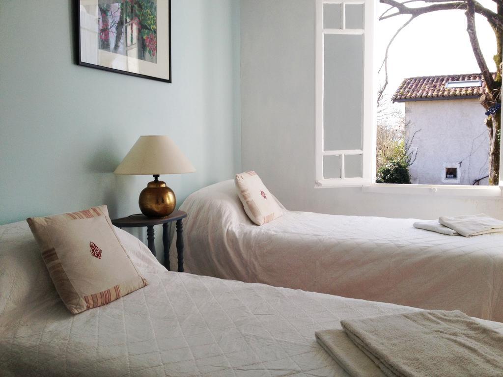 Bed and Breakfast La Lunaire Verteillac Pokoj fotografie