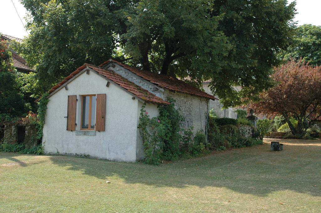 Bed and Breakfast La Lunaire Verteillac Pokoj fotografie